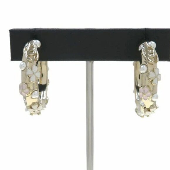 CHANEL CC Rhinestone Pearl Clover Camellia Hoop Earrings Gold Tone B22S Auth D-r - Picture 2 of 9